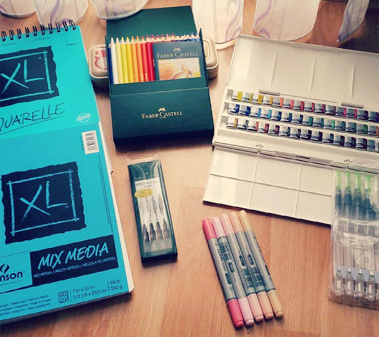 Drawing Supplies for Beginners! - The Graphics Fairy
