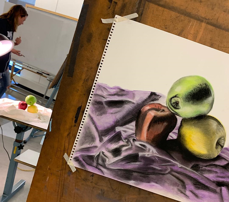 https://cdn.conceptartempire.com/images/04/7393/apples-fruits-drawing.jpg