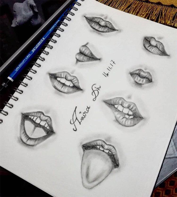 Quick lips in sketchbook