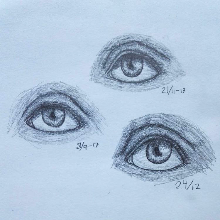 Light human eyes sketched