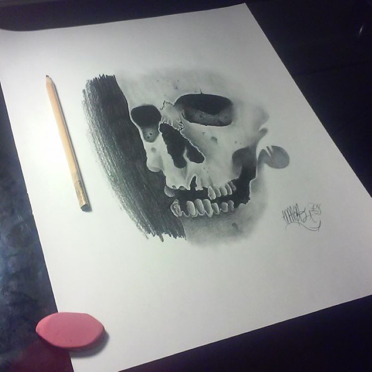 Rich darks in a skull drawing